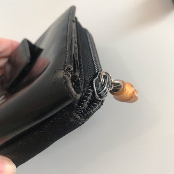 COPY - Authentic Gucci Vintage Bamboo Patent Leather Canvas Zipper Wallet 90’s … - Picture 7 of 16